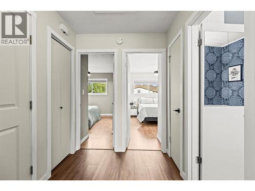 4400 15 Avenue, Vernon, BC - Indoor Photo Showing Other Room