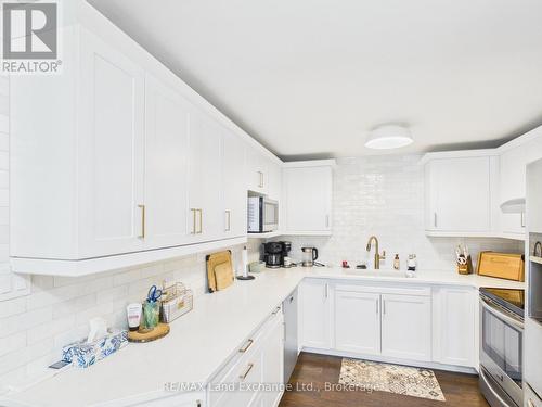 739 Palmateer Drive, Kincardine, ON - Indoor Photo Showing Kitchen