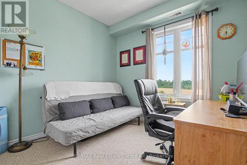 410 - 2 Colonial Drive, Guelph (Pineridge/Westminster Woods), ON - Indoor Photo Showing Office