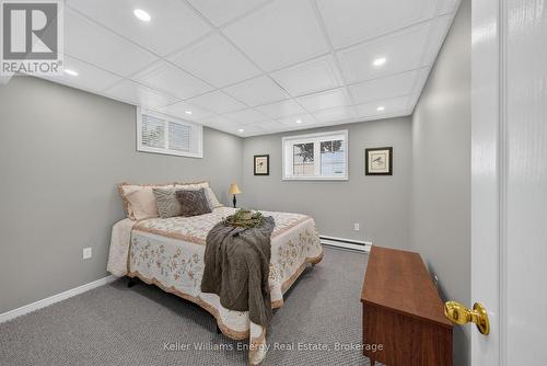 52 Rowlands Lane, Prince Edward County (Sophiasburg Ward), ON - Indoor Photo Showing Bedroom