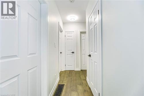 356 Dunlop Crescent, Burlington, ON - Indoor Photo Showing Other Room