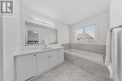518 Vivera Place, Ottawa, ON - Indoor Photo Showing Bathroom