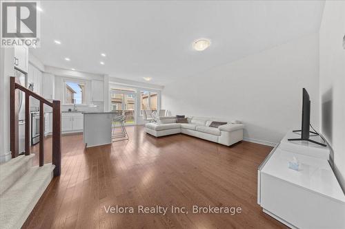 518 Vivera Place, Ottawa, ON - Indoor