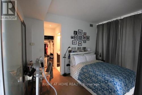 310 - 25 Capreol Court, Toronto, ON - Indoor Photo Showing Bedroom