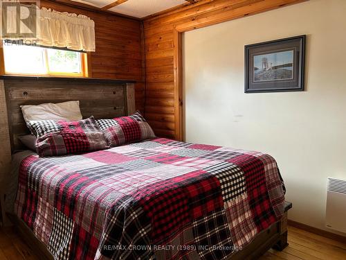 45 Lefebvre Peninsula, Moonbeam Road, Kapuskasing, ON - Indoor Photo Showing Bedroom