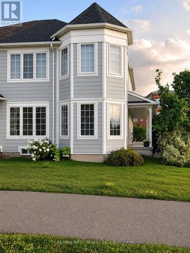 168 Gas Lamp Lane, Markham, ON - Outdoor With Facade