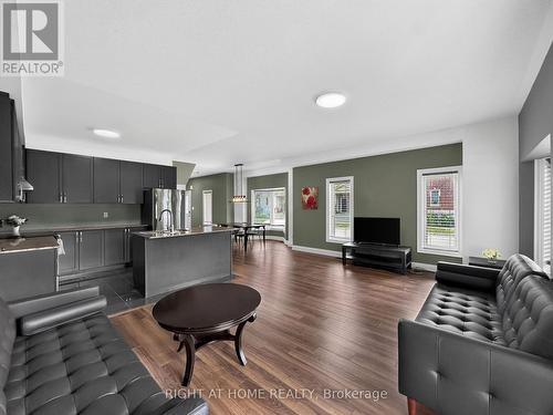 59 Kantium Way, Whitby, ON - Indoor