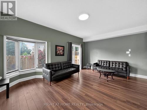 59 Kantium Way, Whitby, ON - Indoor Photo Showing Living Room