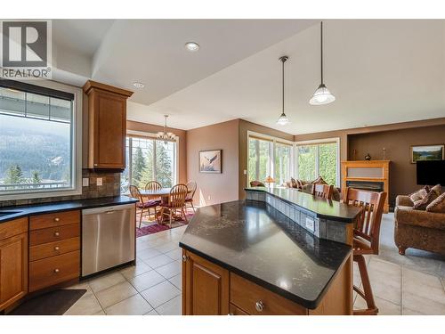 408 Balfour Heights Road, Balfour, BC - Indoor Photo Showing Other Room