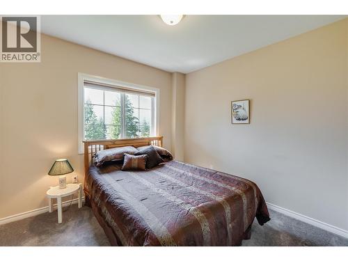 408 Balfour Heights Road, Balfour, BC - Indoor Photo Showing Bedroom