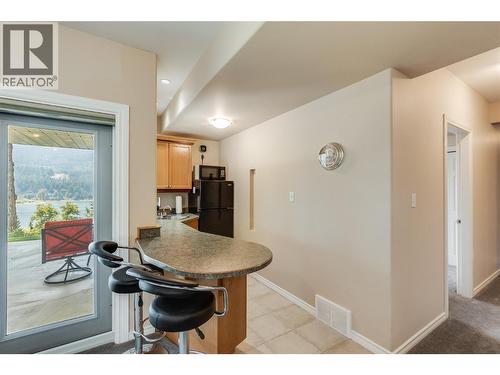 408 Balfour Heights Road, Balfour, BC - Indoor