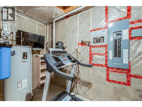 408 Balfour Heights Road, Balfour, BC - Indoor Photo Showing Basement