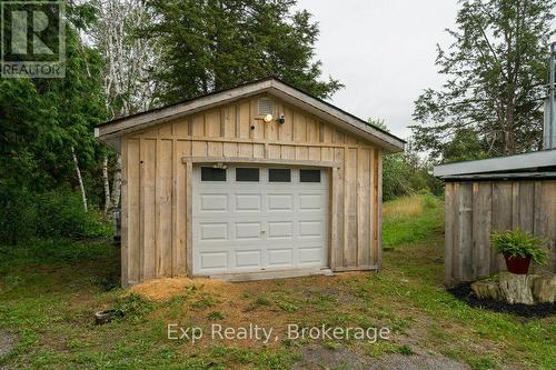 2822 Shannon Road, Tyendinaga (Tyendinaga Township), ON - Outdoor