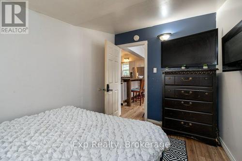 2822 Shannon Road, Tyendinaga (Tyendinaga Township), ON - Indoor Photo Showing Bedroom