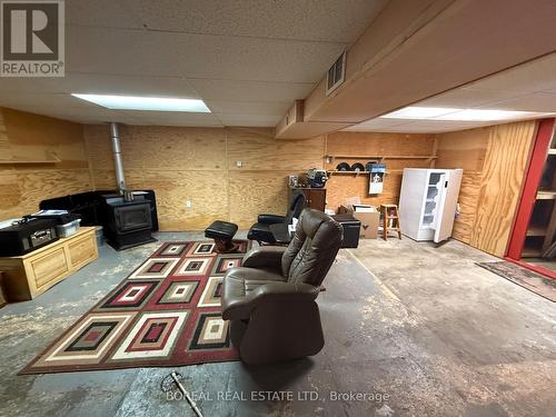 357 Fifth Avenue, Cochrane, ON - Indoor