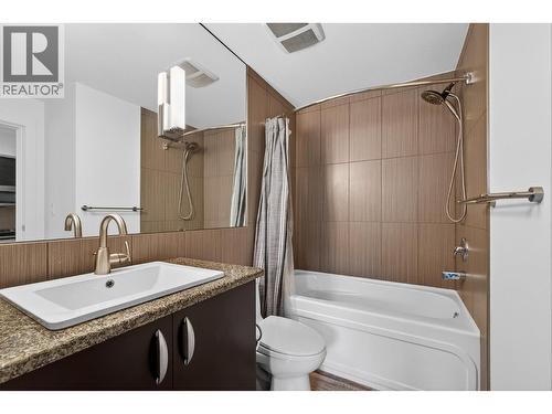 Thoughtfully Designed Jack & Jill Bathroom Offering Convenient Dual Access - 7343 Okanagan Landing Road Unit# 2402, Vernon, BC - Indoor Photo Showing Bathroom