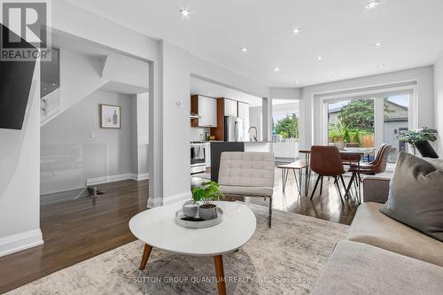 4413 Lee Drive, Mississauga, ON - Indoor