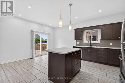 4 Bergenstein Crescent, Pelham, ON - Indoor Photo Showing Kitchen