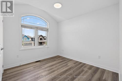 4 Bergenstein Crescent, Pelham, ON - Indoor Photo Showing Other Room
