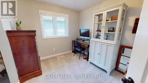 1680 Timmins Avenue, Innisfil (Alcona), ON - Indoor Photo Showing Bedroom