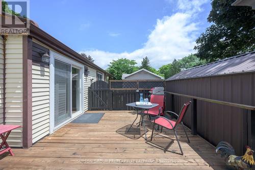 90 Glenburnie Crescent, London North (North H), ON - Outdoor With Deck Patio Veranda With Exterior