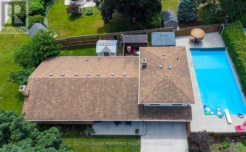 90 Glenburnie Crescent, London North (North H), ON - Outdoor With In Ground Pool