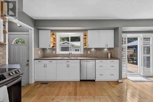 90 Glenburnie Crescent, London North (North H), ON - Indoor Photo Showing Kitchen With Double Sink
