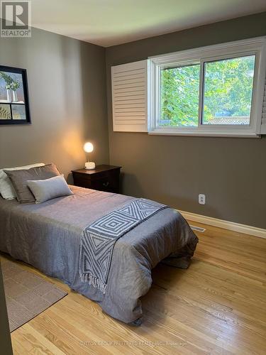 90 Glenburnie Crescent, London North (North H), ON - Indoor Photo Showing Bedroom