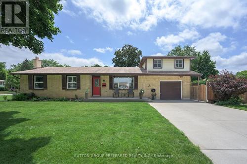 90 Glenburnie Crescent, London North (North H), ON - Outdoor With Facade