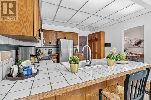 2040 Markle Drive, Oakville, ON - Indoor Photo Showing Other Room