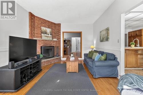 2040 Markle Drive, Oakville, ON - Indoor Photo Showing Living Room With Fireplace