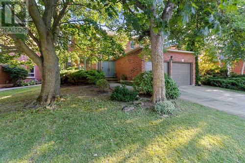 2040 Markle Drive, Oakville, ON - Outdoor