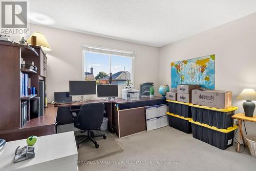 2040 Markle Drive, Oakville, ON - Indoor Photo Showing Office
