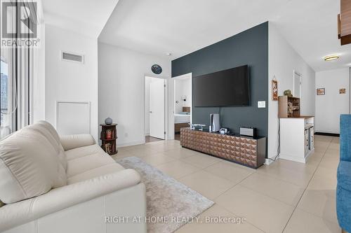 1604 - 1 Market Street, Toronto, ON - Indoor