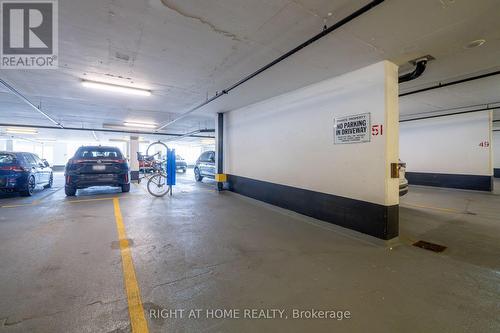 1604 - 1 Market Street, Toronto, ON - Indoor Photo Showing Garage