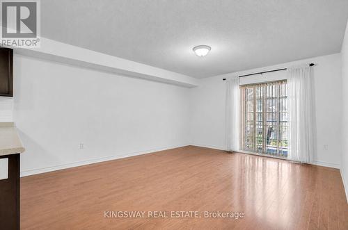 19 - 41 Coulter Street, Barrie, ON - Indoor Photo Showing Other Room