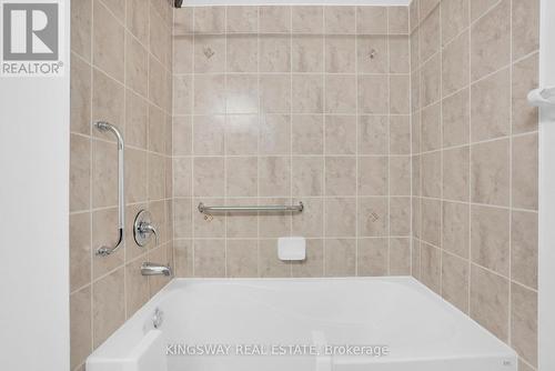 19 - 41 Coulter Street, Barrie, ON - Indoor Photo Showing Bathroom