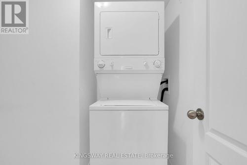 19 - 41 Coulter Street, Barrie, ON - Indoor Photo Showing Laundry Room