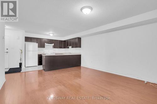 19 - 41 Coulter Street, Barrie, ON - Indoor Photo Showing Kitchen