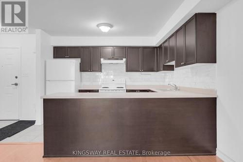 19 - 41 Coulter Street, Barrie, ON - Indoor Photo Showing Kitchen