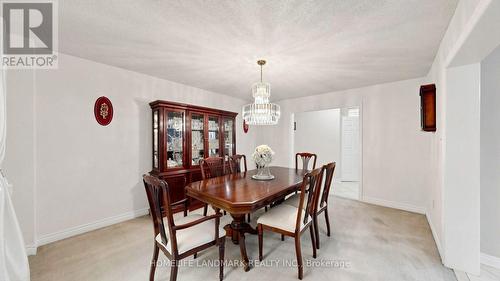 2590 Ambercroft Trail, Mississauga, ON - Indoor Photo Showing Dining Room