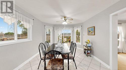2590 Ambercroft Trail, Mississauga, ON - Indoor Photo Showing Dining Room