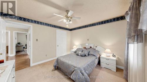 2590 Ambercroft Trail, Mississauga, ON - Indoor Photo Showing Bedroom