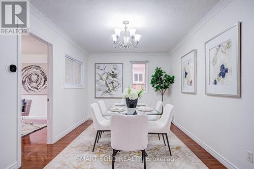 837 Queensbridge Drive, Mississauga, ON - Indoor Photo Showing Dining Room