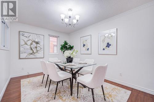 837 Queensbridge Drive, Mississauga, ON - Indoor Photo Showing Dining Room