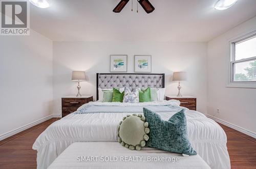 837 Queensbridge Drive, Mississauga, ON - Indoor Photo Showing Bedroom