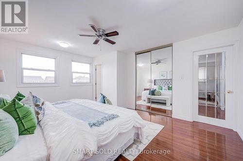 837 Queensbridge Drive, Mississauga, ON - Indoor Photo Showing Bedroom