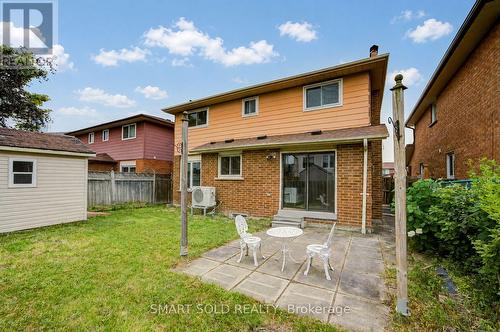 837 Queensbridge Drive, Mississauga, ON - Outdoor With Exterior