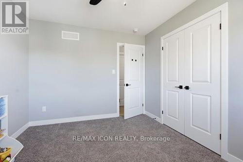 3053 Heardcreek Trail, London North (North S), ON - Indoor Photo Showing Other Room