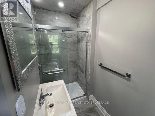 2505 Stevensville Road, Fort Erie (Stevensville), ON - Indoor Photo Showing Other Room